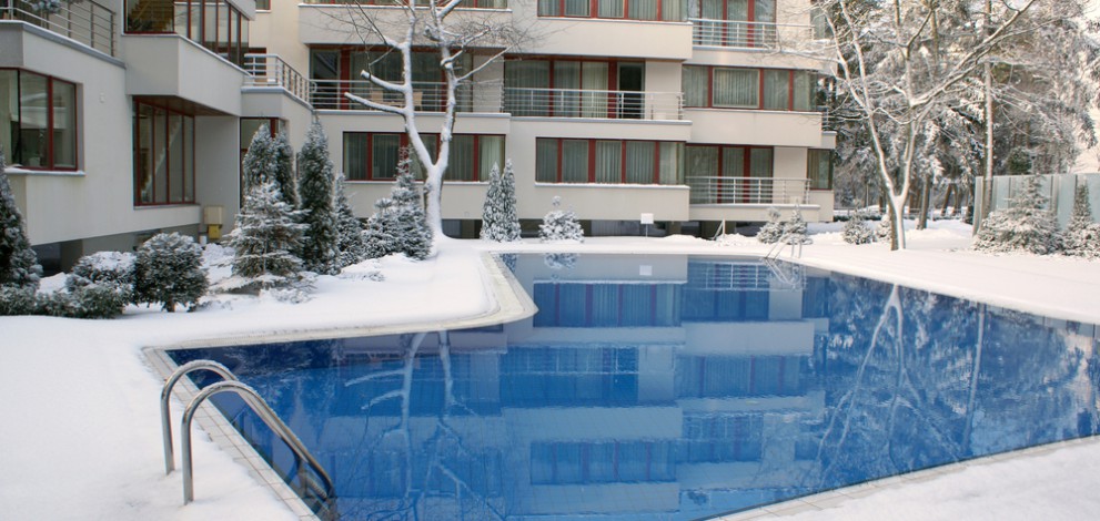 Mantenimiento de la piscina en invierno