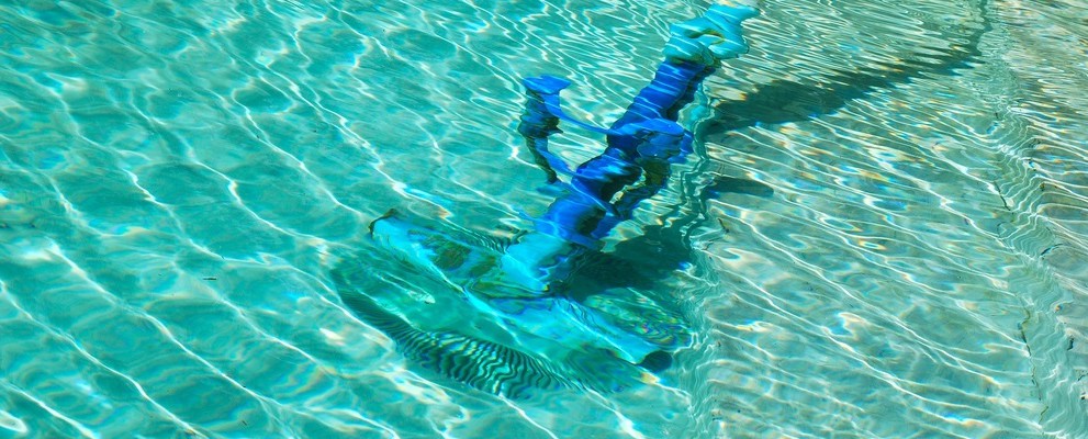¿Hay algas en tu piscina?, prueba nuestro sistema